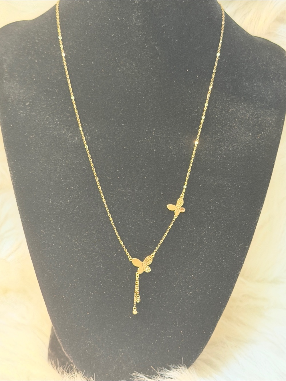18K Yellow Gold Butterfly Lariat Necklace - Elegant Women’s Jewelry